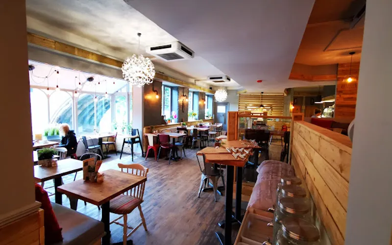 Restaurant: Riverview Kitchen in Durham - Other cuisine