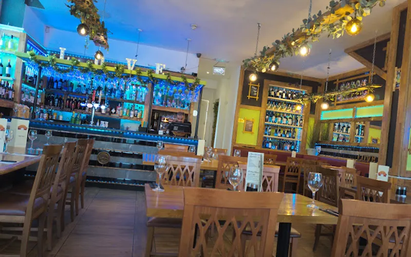 Restaurant: Dino's Mediterranean Restaurant, Harrogate in Harrogate - Mediterranean cuisine
