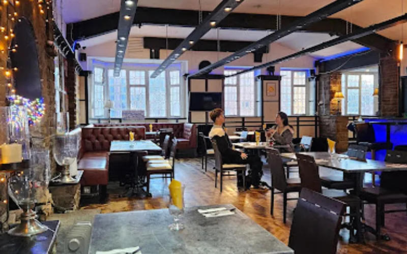 Restaurant: Indian Pakwaan in City Centre - Indian cuisine