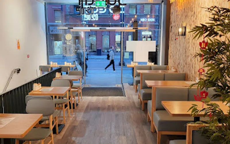Restaurant: Do Eat Restaurant Manchester in City Centre - Other cuisine