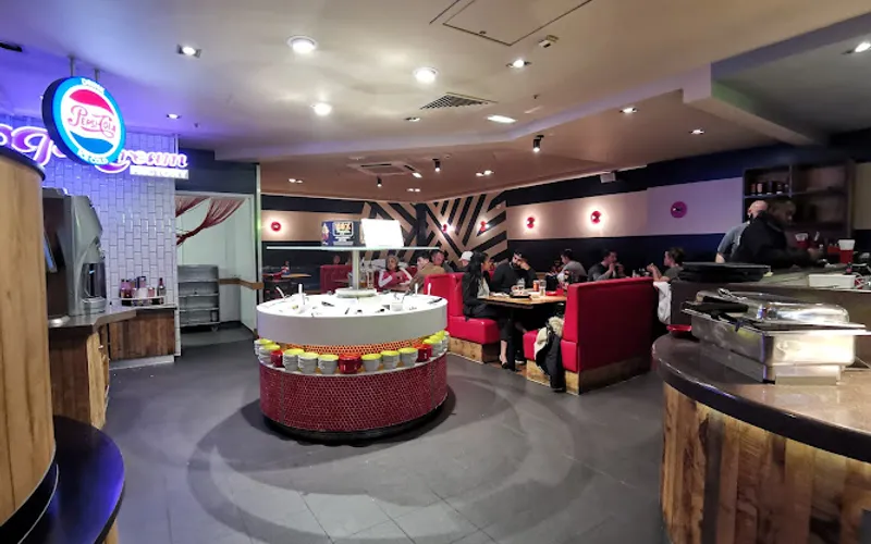 Restaurant: Pizza Hut Restaurants Manchester in City Centre - Other cuisine