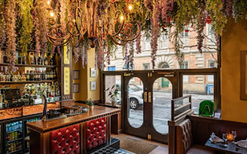 Restaurant: Vincenzo Trattoria in City Centre - Italian cuisine