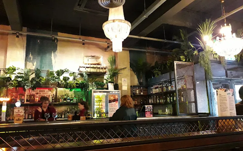 Restaurant: Castro's in City Centre - Other cuisine