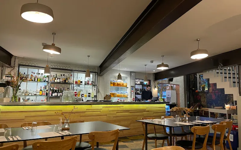 Restaurant: Cook House in City Centre - Other cuisine