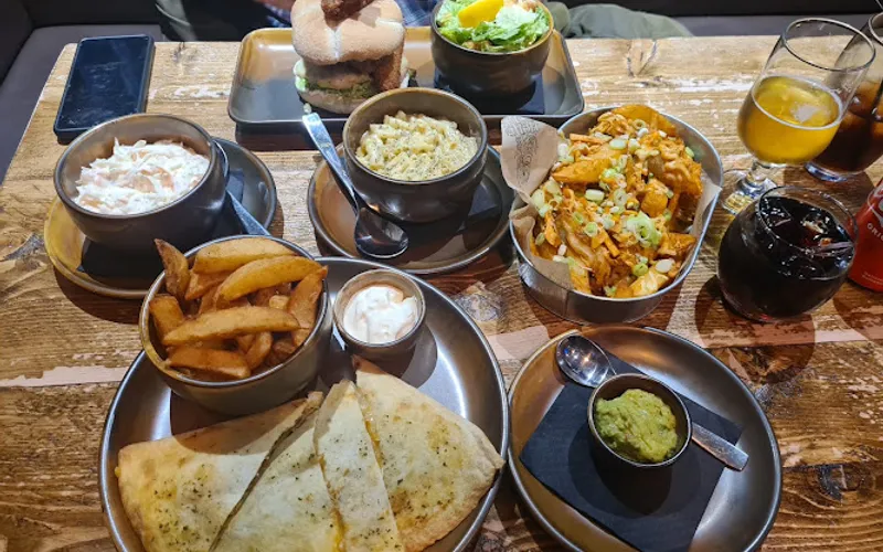 Restaurant: Hen & Hops in City Centre - Other cuisine