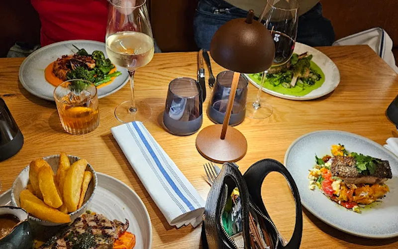 Restaurant: Osters by Lovage in City Centre - Other cuisine