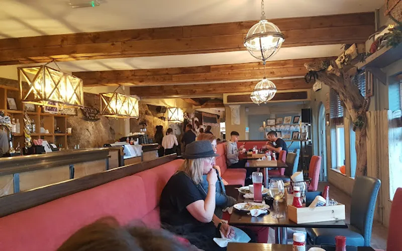Restaurant: Marsden Grotto in South Shields - Other cuisine