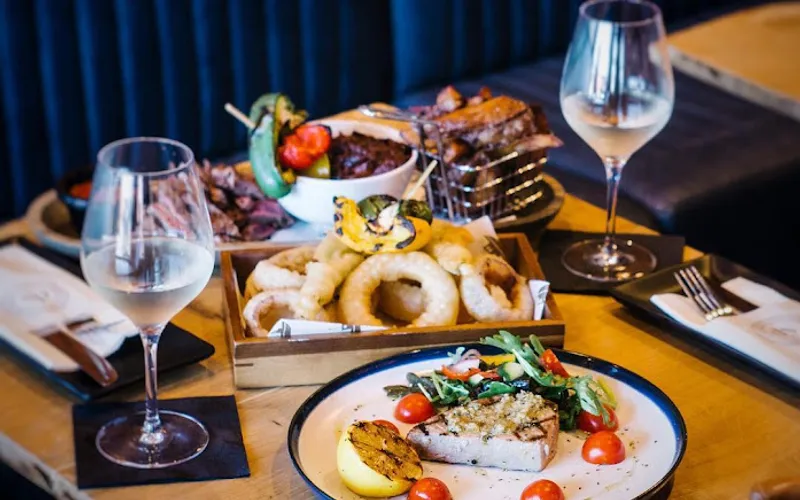 Restaurant: Dodgin's Yard in Tynemouth - Other cuisine