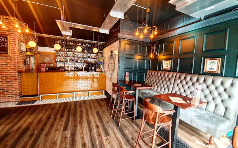 Restaurant: Fox & Finch in Whitley Bay - Other cuisine