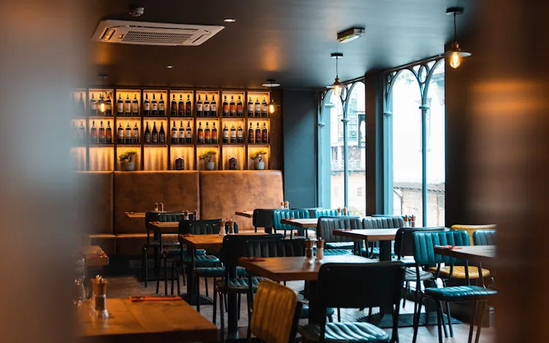 Restaurant: Corner Grill House in City Centre - Other cuisine