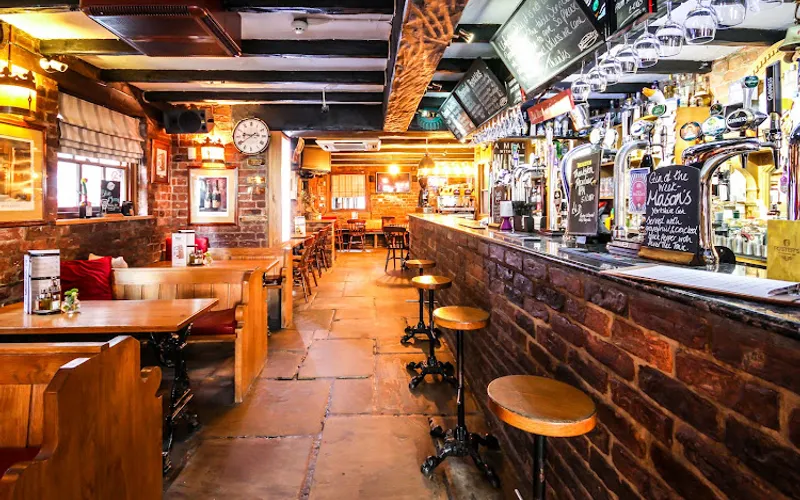 Restaurant: Plonkers in City Centre - Other cuisine