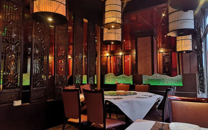Restaurant: Red Chilli Restaurant in City Centre - Chinese cuisine
